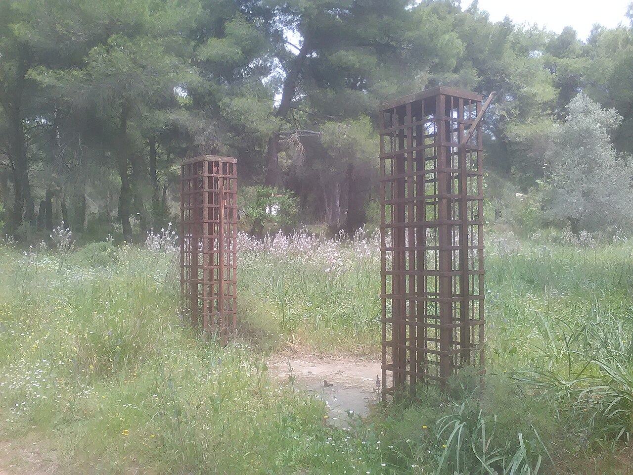 Nea Erythraia playgrounds photo 2